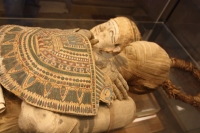 Mumie und Einbalsamierungen  